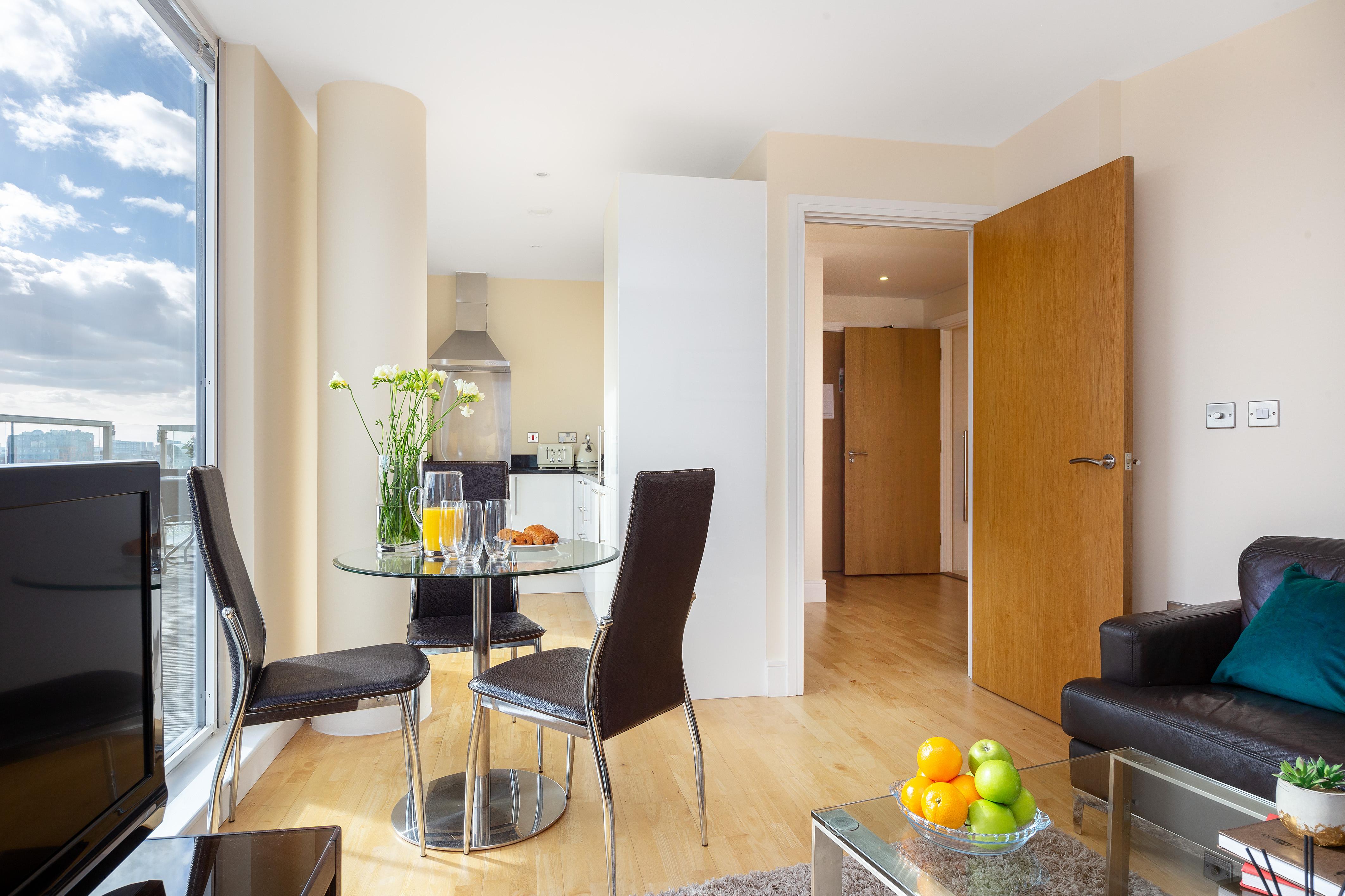 Luxurious Lanterns Court Two-Bedrooms Apartments London Exterior photo